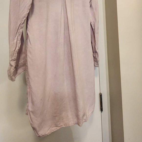 Lilackish colored dress - Picture 3 of 3